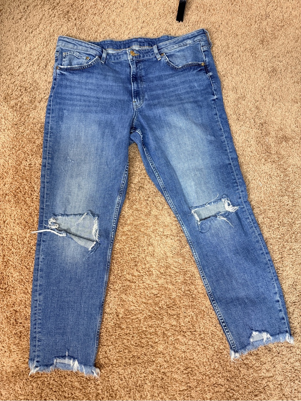 & Denim Women's Size 14 Blue Distressed Straight Cropped Raw Hem Jeans Stretchy